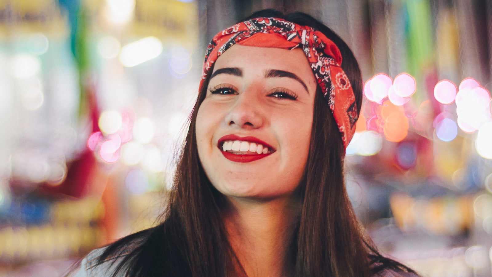 Forskjellige måter å bruke bandana som hodeplagg