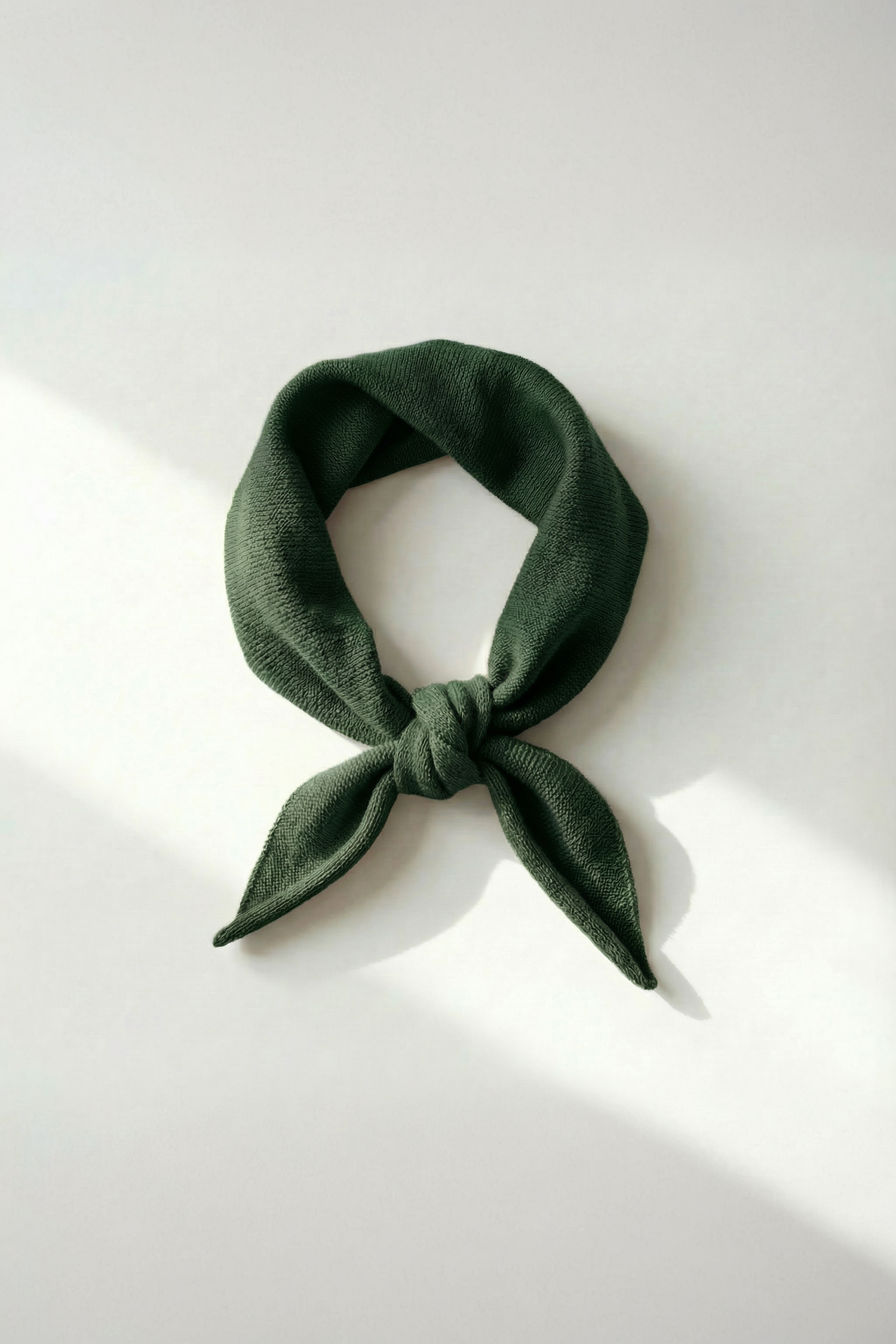 "Skog"| Olivengrønt triangelskjerf | Ull og kasjmir (100x35)