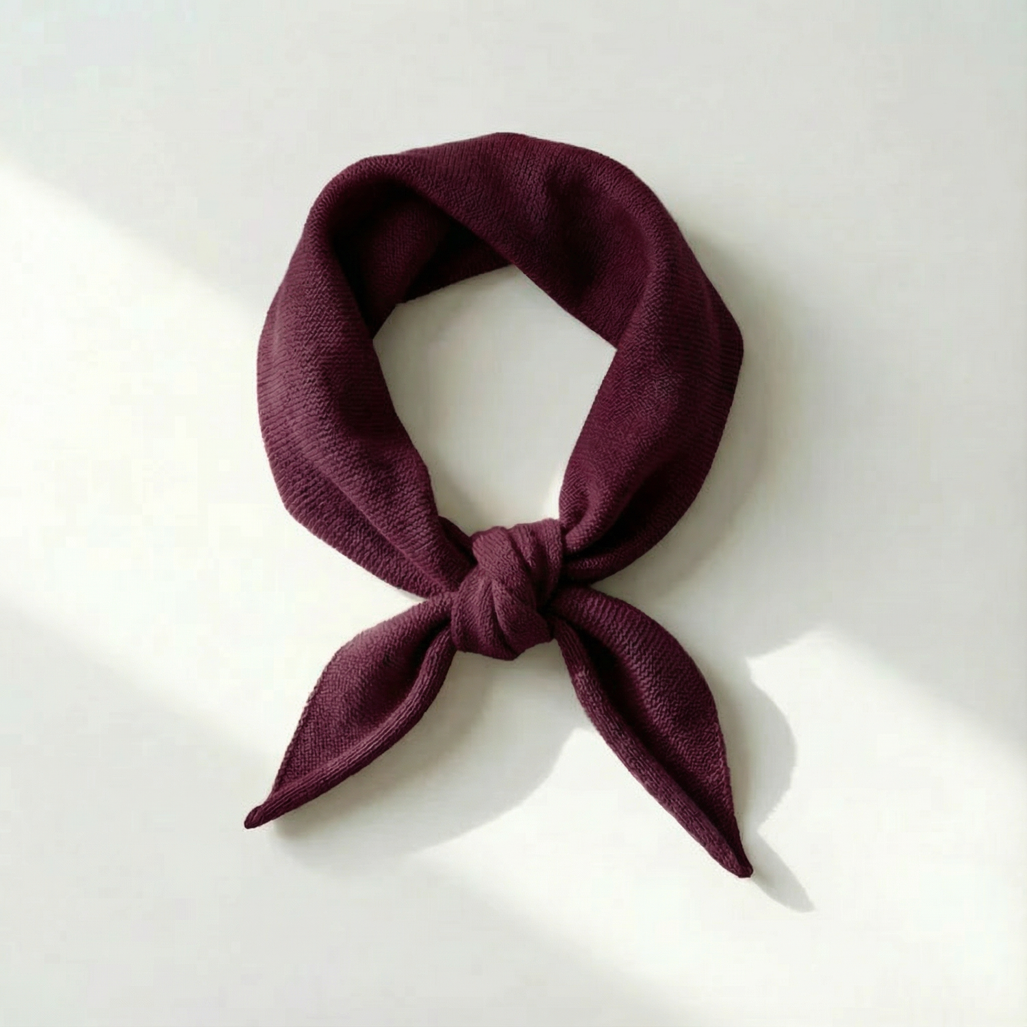 "Lyng" | Burgunder triangelskjerf | Ull og kasjmir (110x35)