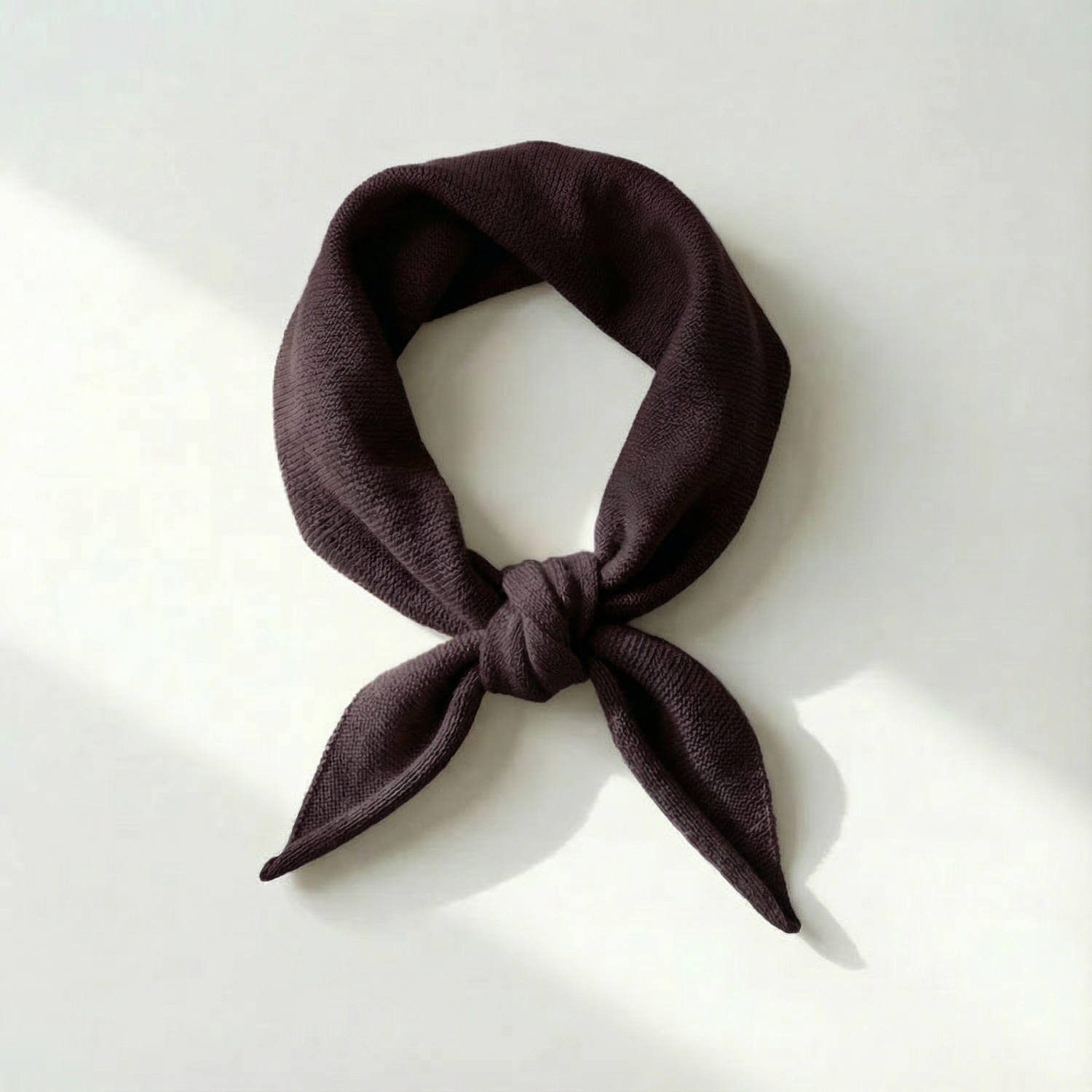 "Jord" | Brunt triangelskjerf | Ull og kasjmir (110x35)