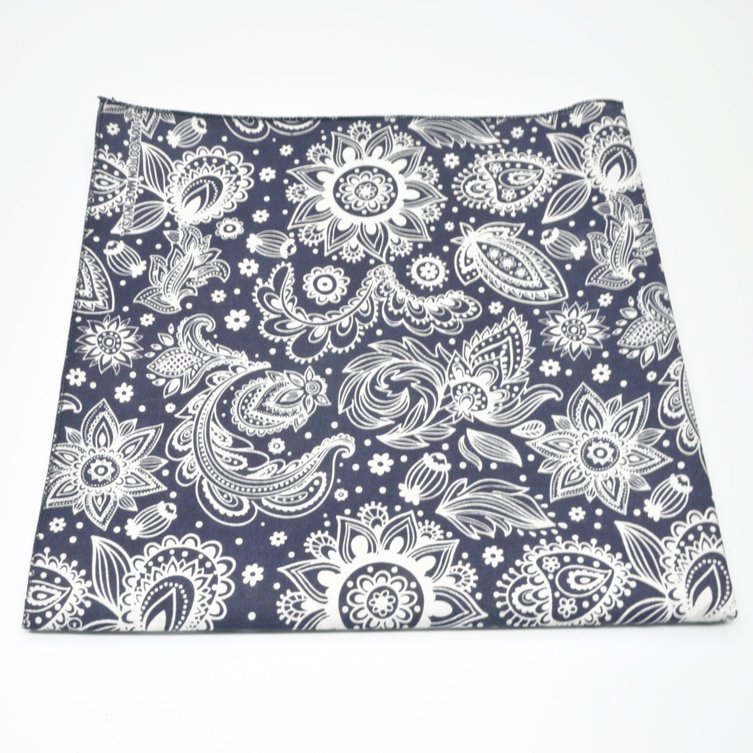 Bandana / Tørkle | Blå og Hvit | Engelsk Paisley | Bomull (55 x 55 cm)