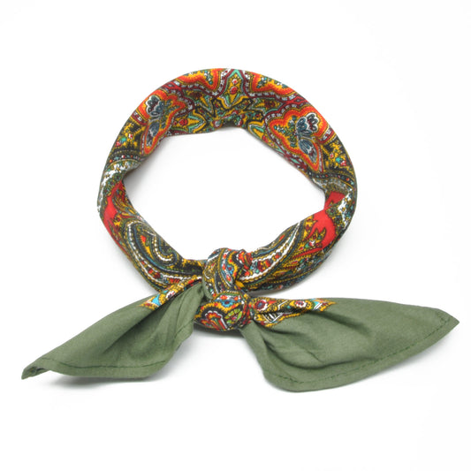 Grønn bandana med Paisley-mønster | 100 % bomull | 55 x 55 cm