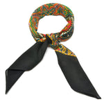 Bandana. Halstørkle med Paisley-mønster. Sort. 100 % bomull. Sløyfe.